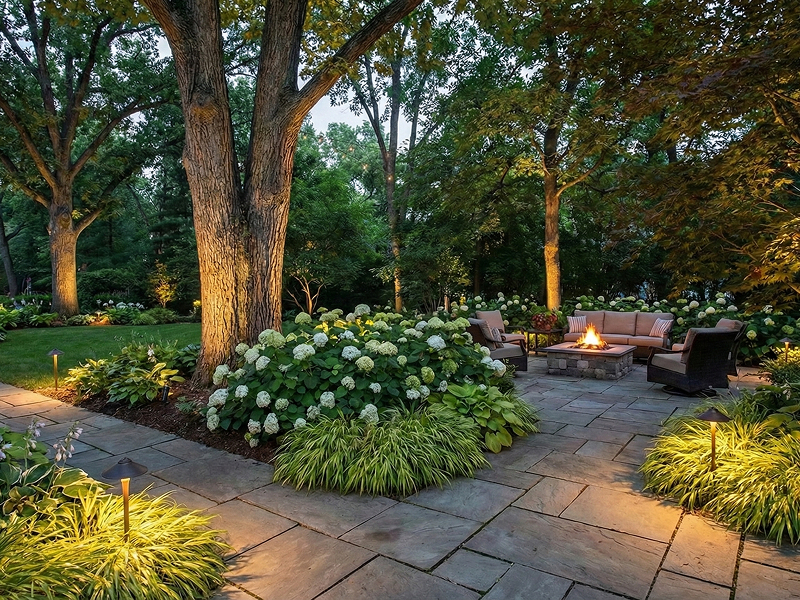 Landscape lighting Muskoka, Simcoe County, York Region, GTA